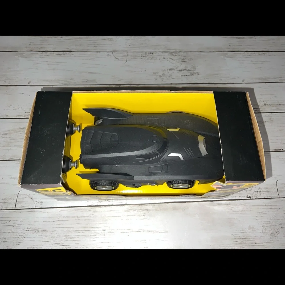 Batman Remote Control Batmobile - Picture 3 of 4
